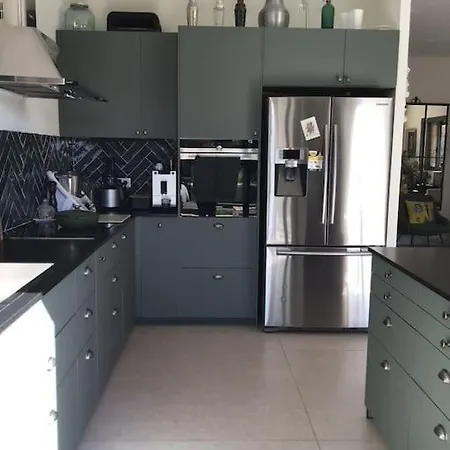 Maison Familiale En Bois - Piscine - Avignon Villa *