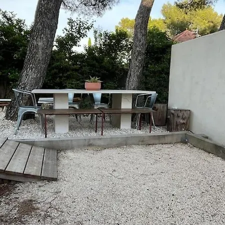 Villa Maison Familiale En Bois - Piscine - Avignon Les Angles (Gard)