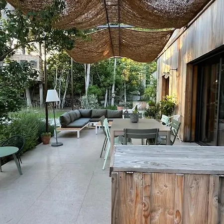 Maison Familiale En Bois - Piscine - Avignon * Les Angles (Gard)