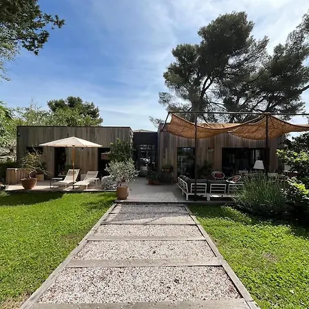 Maison Familiale En Bois - Piscine - Avignon * Les Angles (Gard)