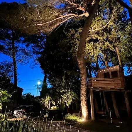 ヴィラ Maison Familiale En Bois - Piscine - Avignon
