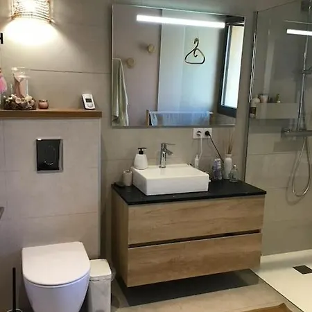 ヴィラ Maison Familiale En Bois - Piscine - Avignon Les Angles (Gard)